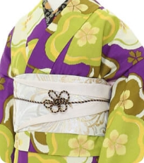 Examples of rental kimono Retro-modern