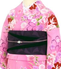 Examples of Small Size Kimonos (150 cm or shorter)